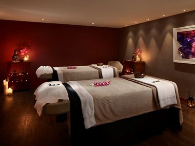 Radisson Blu Hotel, Centre 4*
